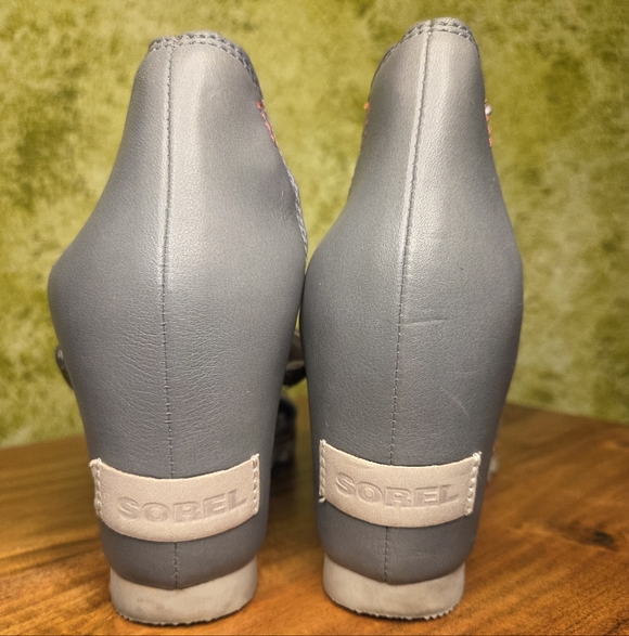 Sorel "Joanie" Gray Lace Up Leather/Canvas Wedge Sandals - Picture 6 of 10